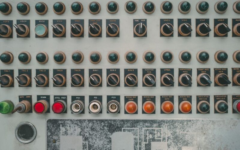 Inteligência Artificial: Arquitetura e Desafios